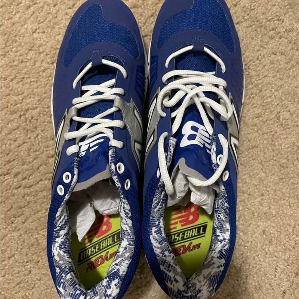 Men's New Balance Metal Cleats